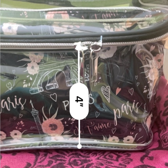 NIB Makeup Case With Two Zippered Bags - Picture 7 of 7